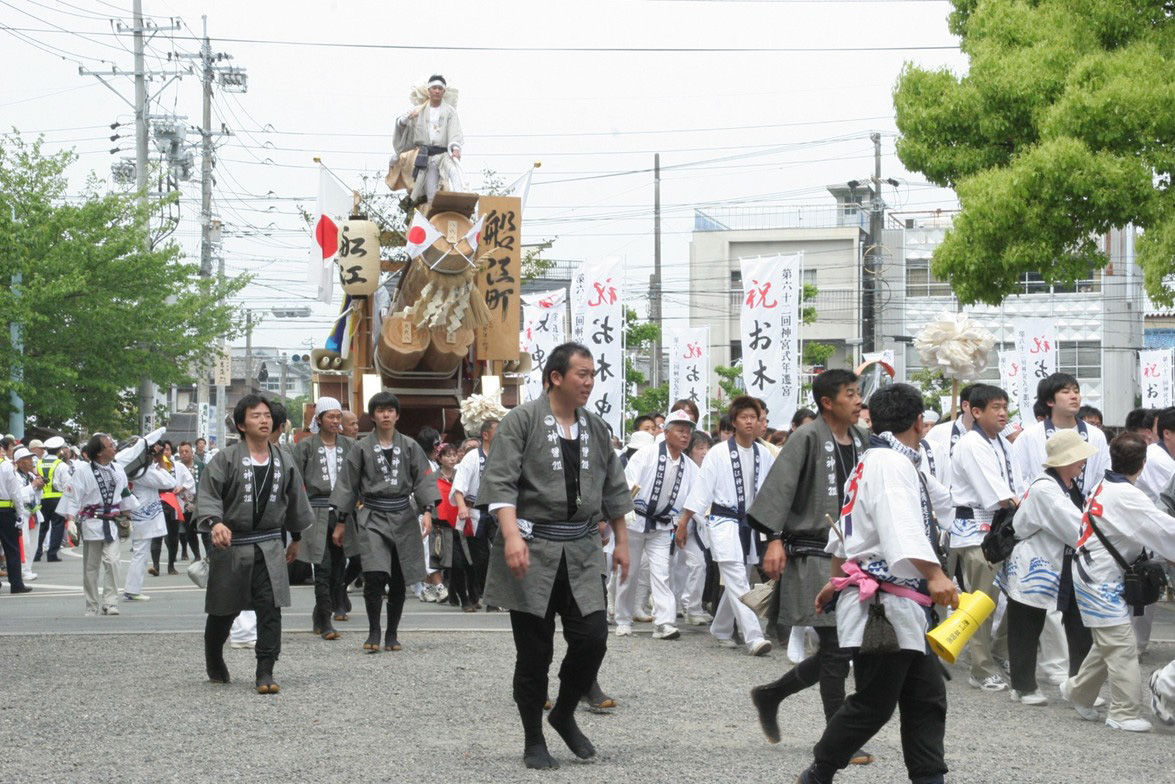 船江神習組奉曳団